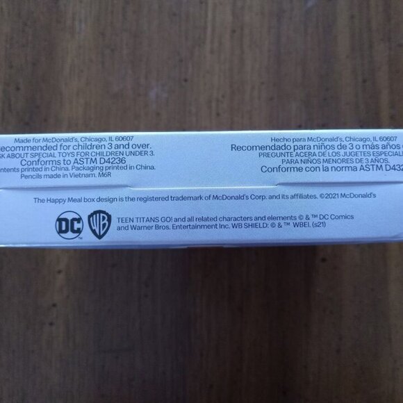 McDonald's Happy Meal 2022 Teen Titans Go Toy # 7 Robin And Starfire NIB - Picture 5 of 5